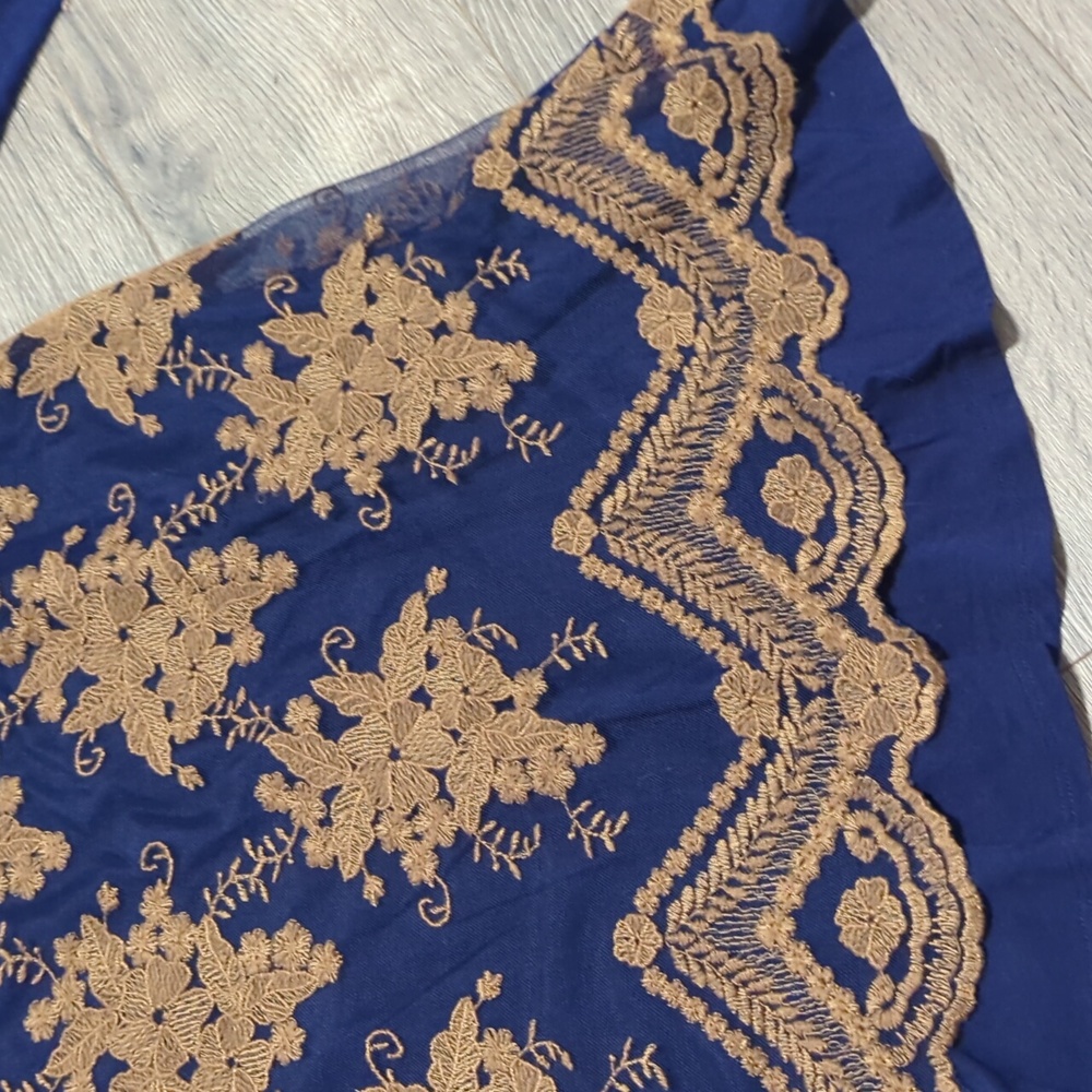 LOGO Lavish Floral Embroidered Overlay Tunic Top - Picture 5 of 11
